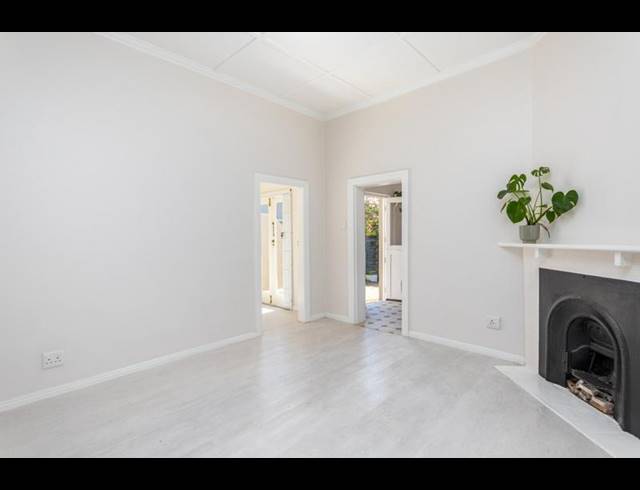 2 BEDROOM PROPERTY TO RENT IN CLAREMONT